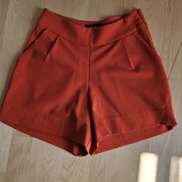 Orange shorts chic - Picture 1 of 4